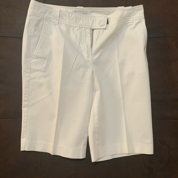 New York & Company shorts - Picture 2 of 3